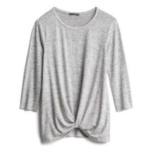 🌷2 for $18🌷 pink clover denver knot top